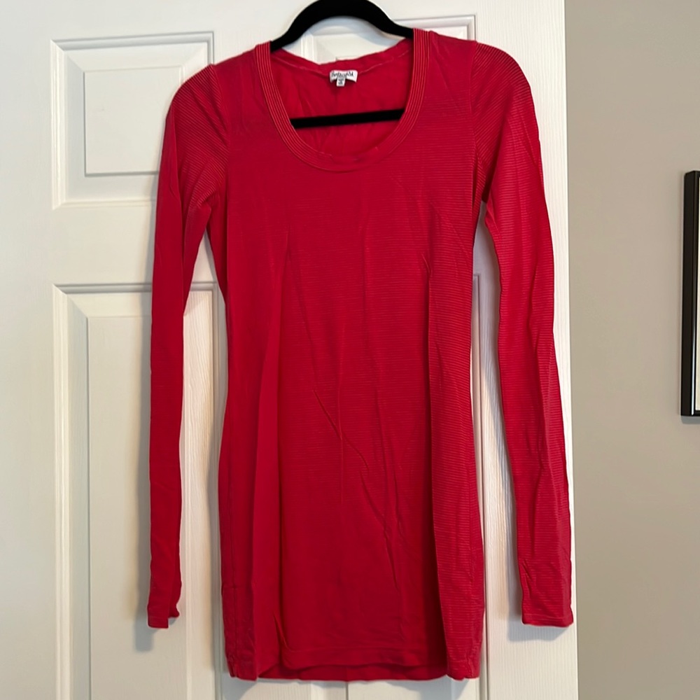 Splendid scoop neck, feather-weight tee